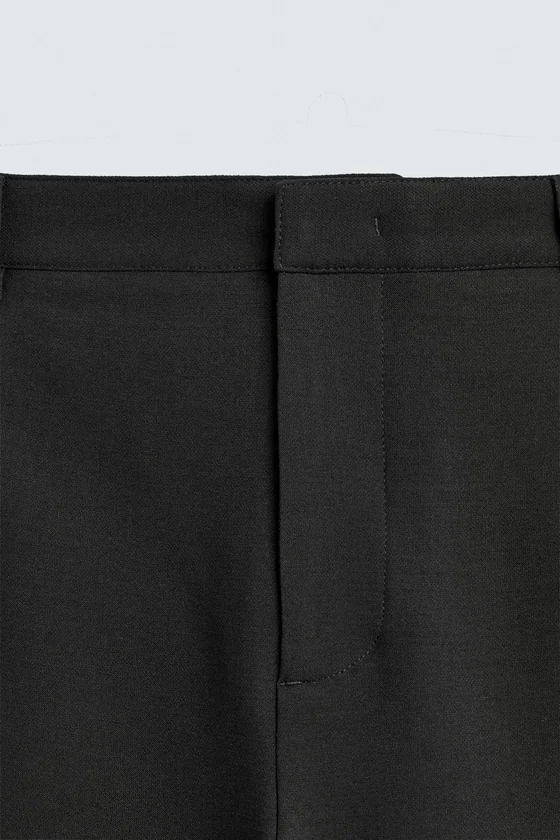 БРЮКИ RELAXED FIT СО СКЛАДКАМИ