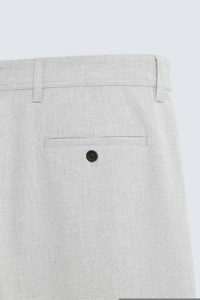 БРЮКИ КОМФОРТНОЙ ПОСАДКИ ИЗ РЕЛЬЕФНОЙ ТКАНИ