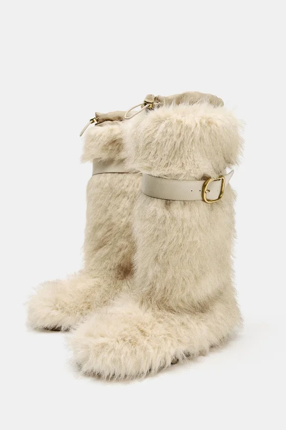 САПОГИ ИЗ ИСКУССТВЕННОГО МЕХА С РЕМЕШКОМ — SKI COLLECTION