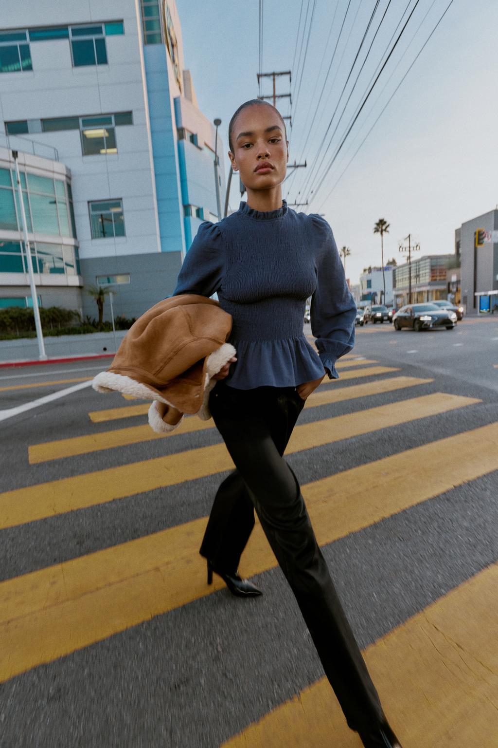 РУБАШКА С ЖАТЫМ ЭФФЕКТОМ