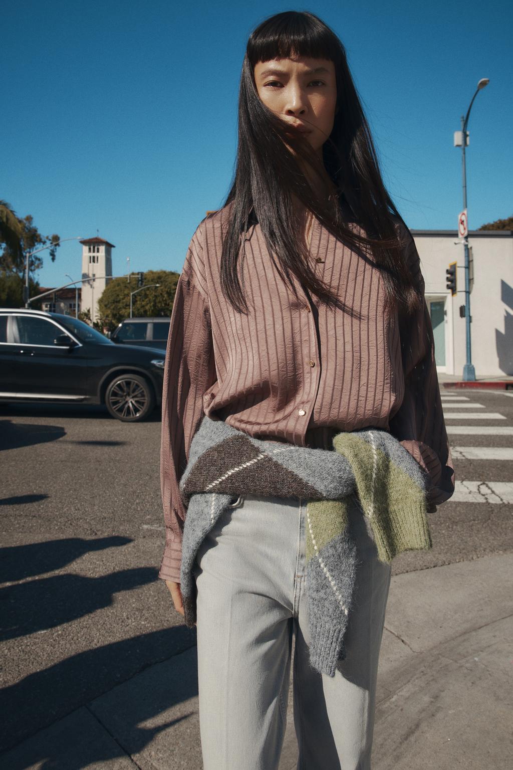 АТЛАСНАЯ РУБАШКА В ПОЛОСКУ