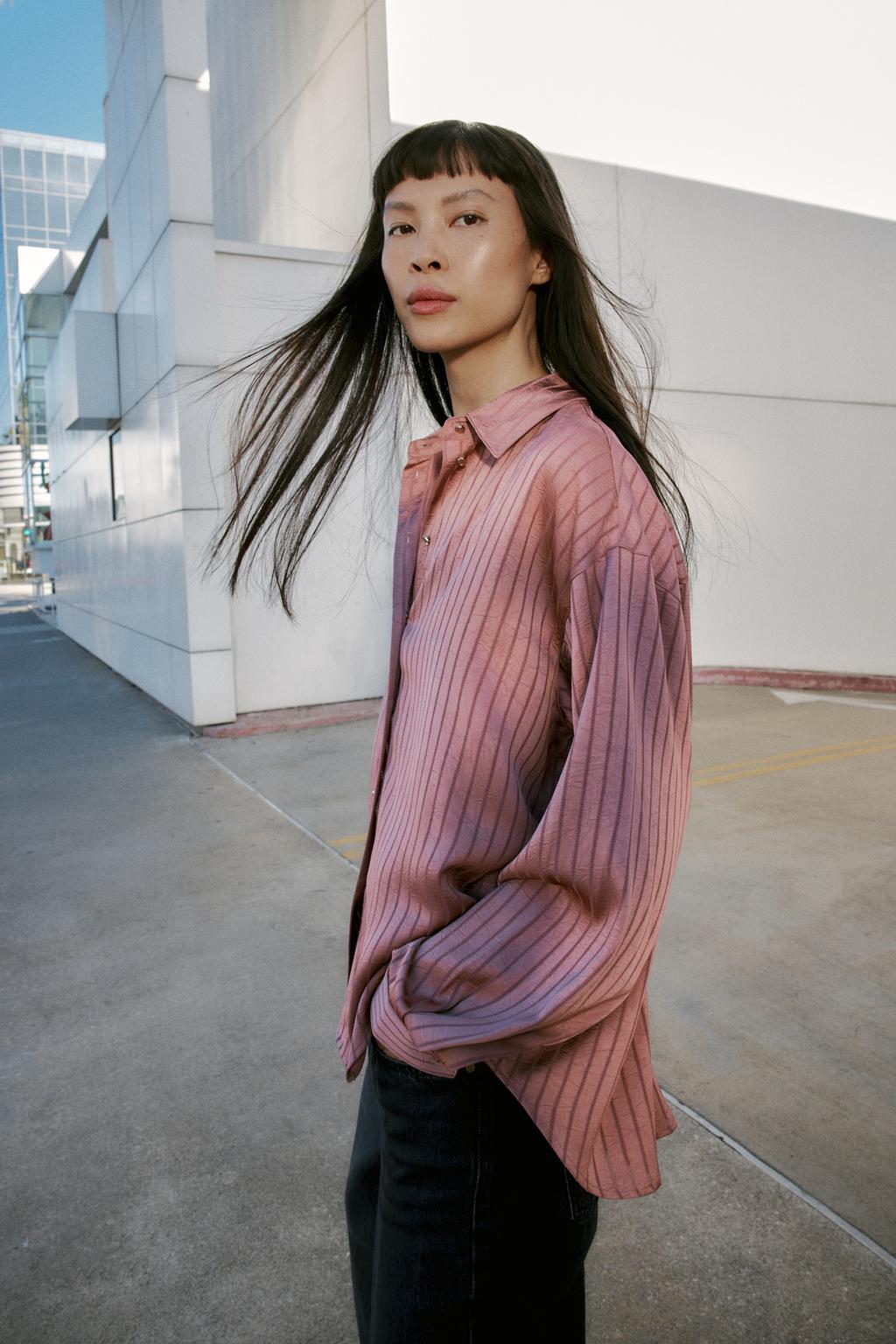 АТЛАСНАЯ РУБАШКА В ПОЛОСКУ