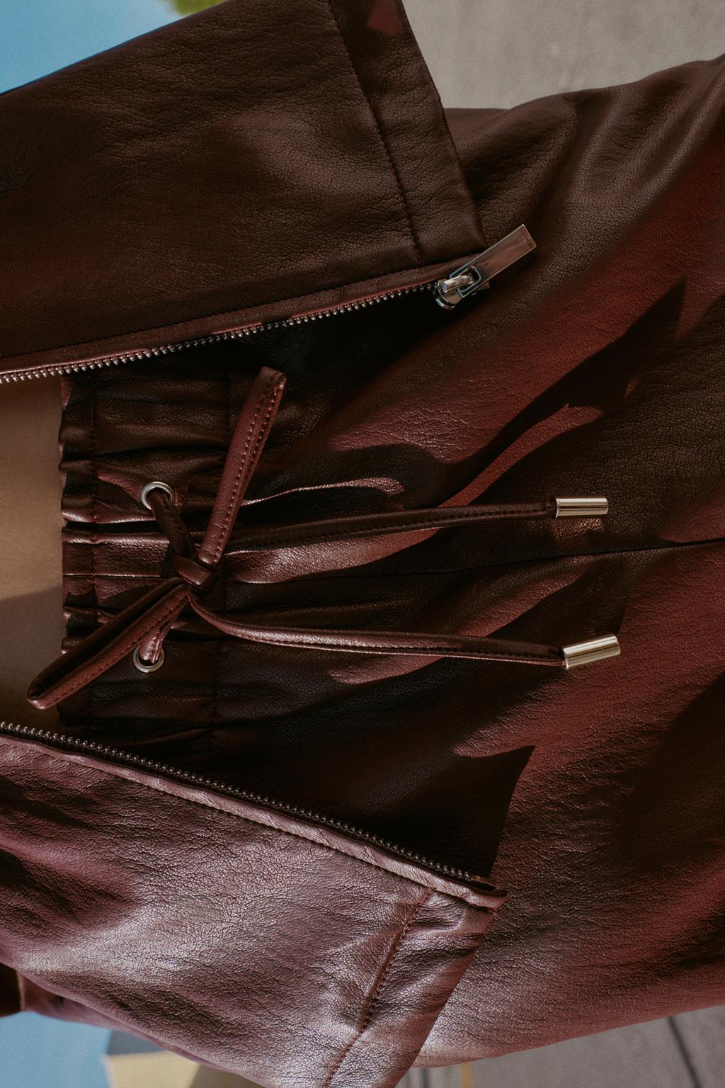 БРЮКИ ИЗ ИСКУССТВЕННОЙ КОЖИ С ЭЛАСТИЧНЫМ ПОЯСОМ