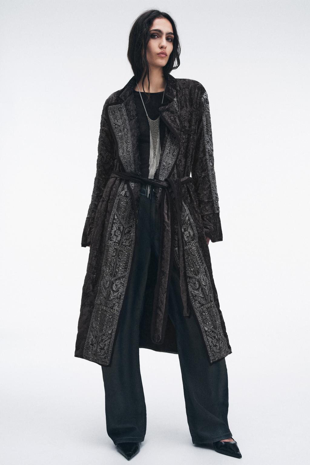 КИМОНО ИЗ БАРХАТА С ВЫШИВКОЙ — ZW COLLECTION LIMITED EDITION