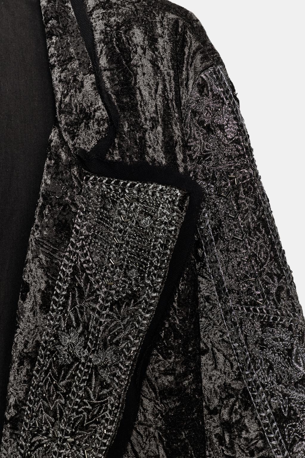 КИМОНО ИЗ БАРХАТА С ВЫШИВКОЙ — ZW COLLECTION LIMITED EDITION