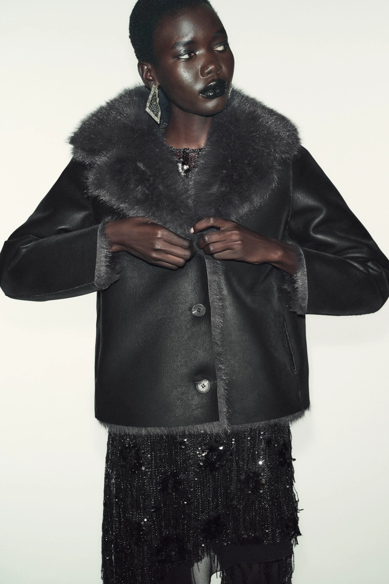 ДВУСТОРОННЕЕ КОРОТКОЕ ПАЛЬТО ИЗ ИСКУССТВЕННОГО МЕХА