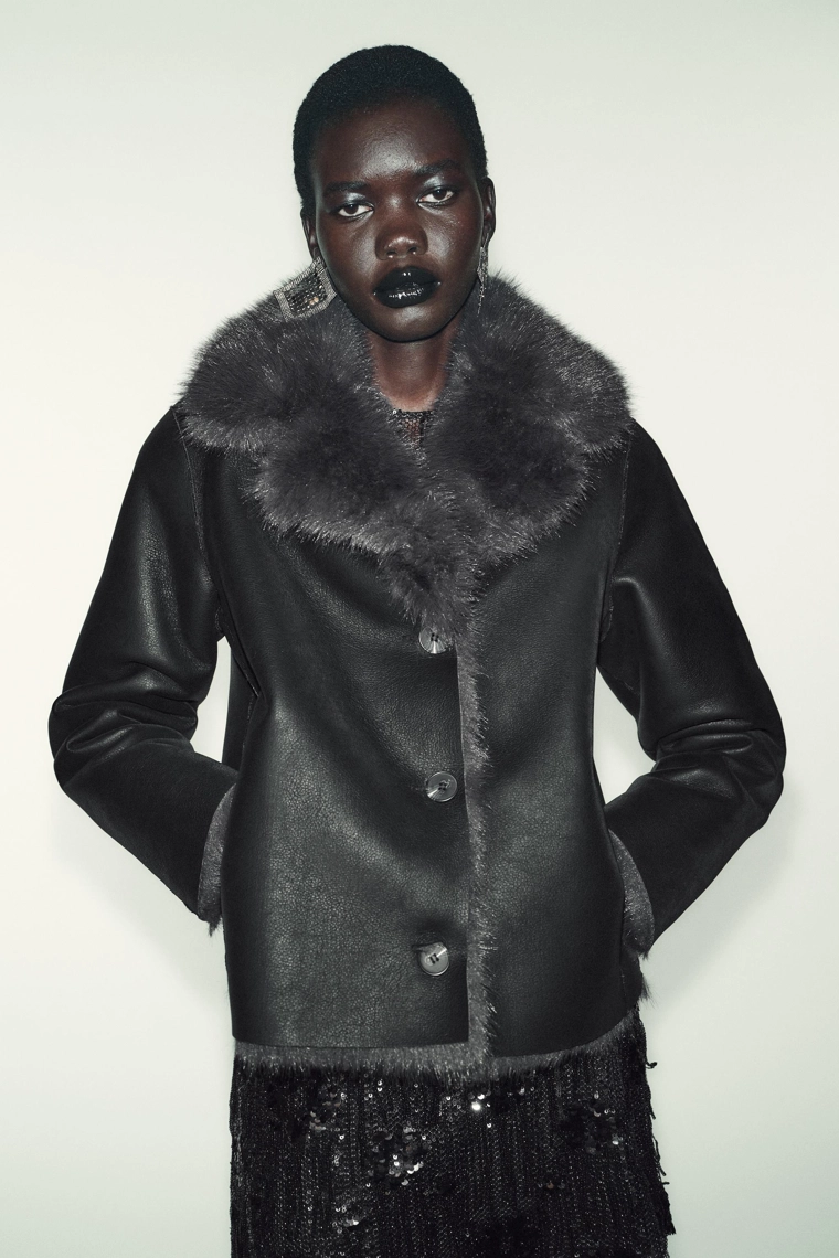 ДВУСТОРОННЕЕ КОРОТКОЕ ПАЛЬТО ИЗ ИСКУССТВЕННОГО МЕХА