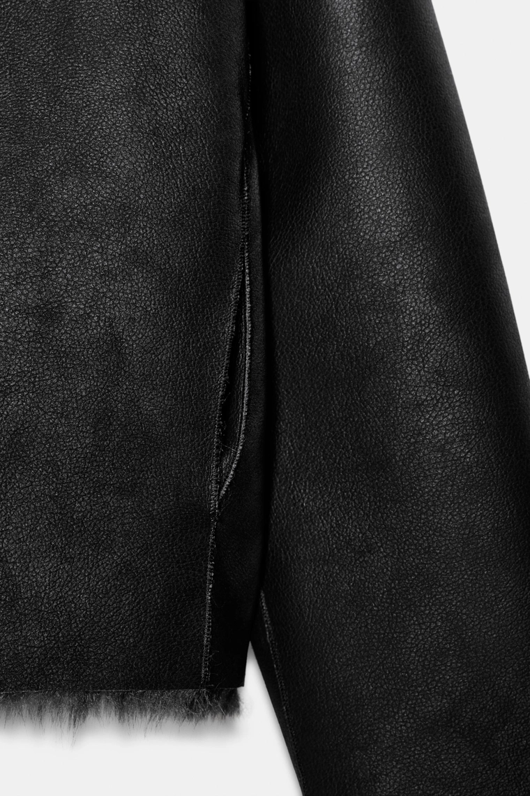 ДВУСТОРОННЕЕ КОРОТКОЕ ПАЛЬТО ИЗ ИСКУССТВЕННОГО МЕХА