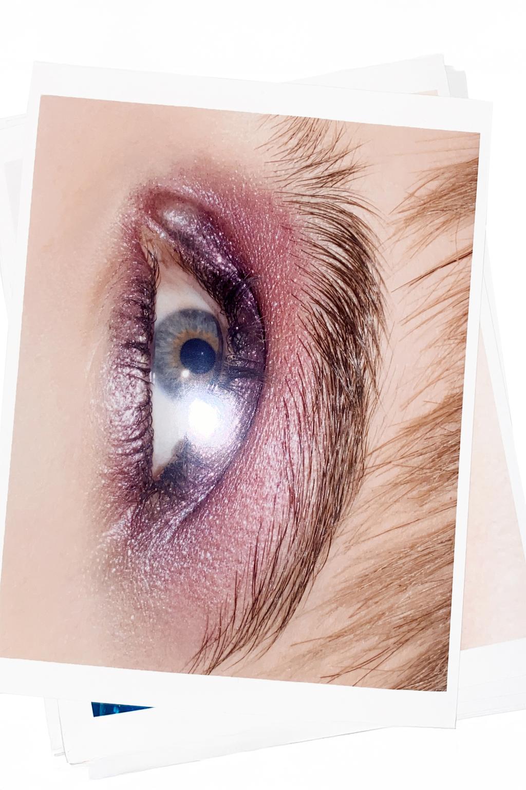 Жидкая тени для век