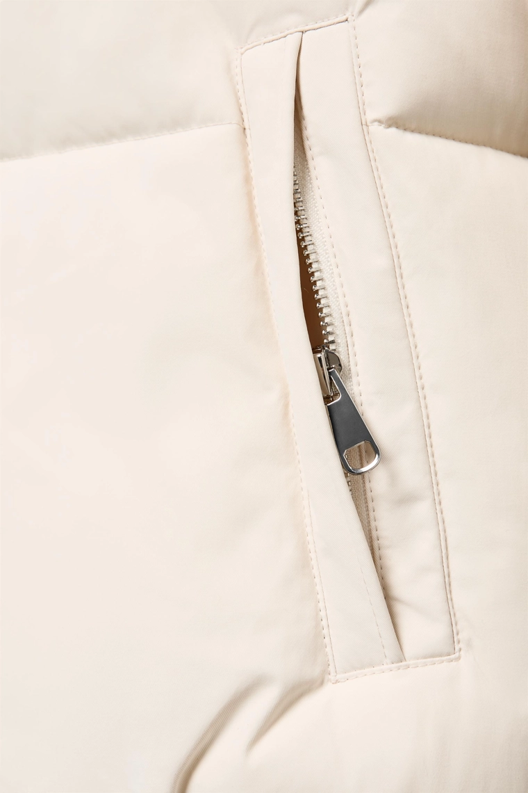 АНОРАК С КАПЮШОНОМ И ИСКУССТВЕННЫМ МЕХОМ WATER REPELLENT WINDPROOF