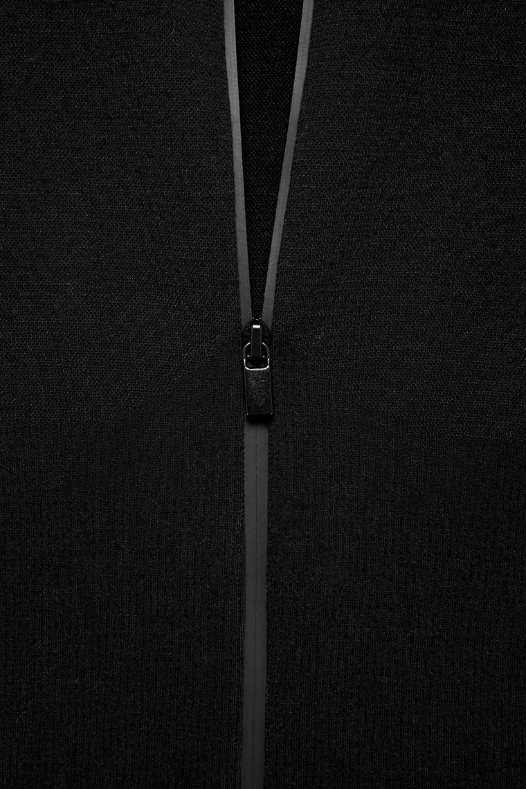 БЕСШОВНЫЙ КОМБИНЕЗОН С ШЕРСТЬЮ МЕРИНОСА — SKI COLLECTION