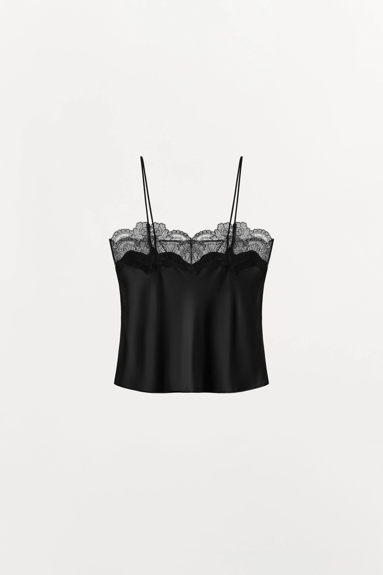 АТЛАСНЫЙ ТОП С КРУЖЕВОМ НА БРЕТЕЛЯХ