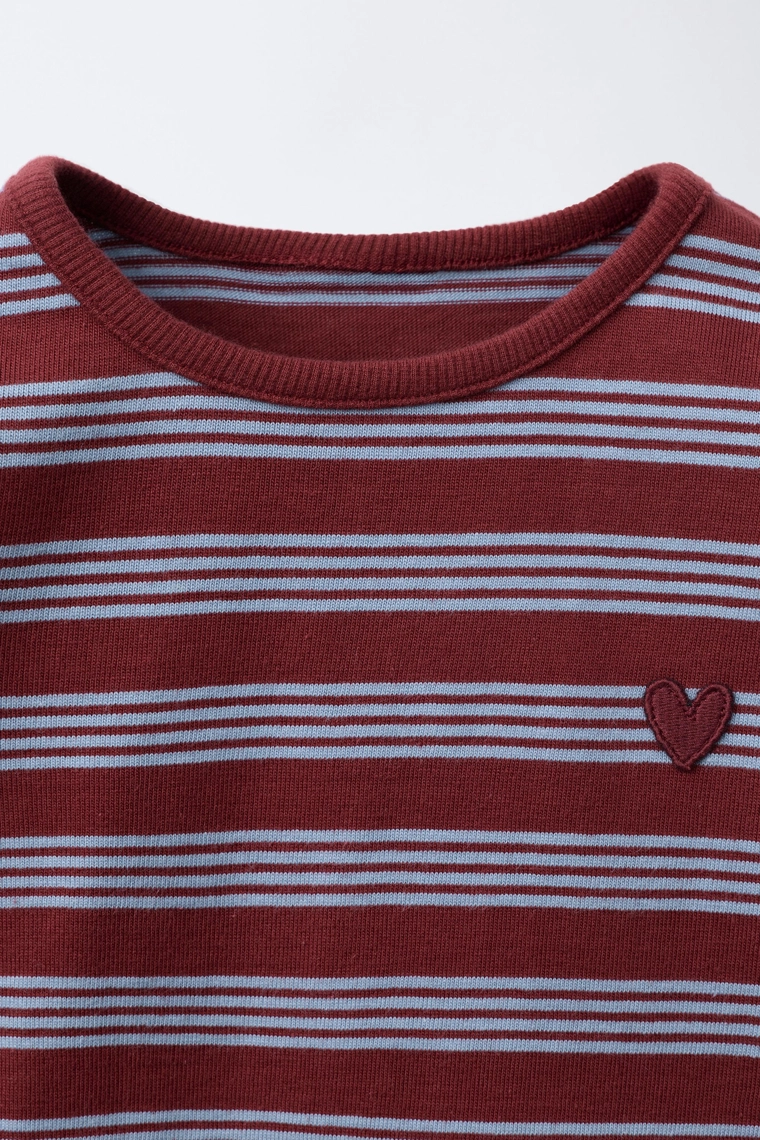ФУТБОЛКА В ПОЛОСКУ С ВЫШИВКОЙ В ВИДЕ СЕРДЦА