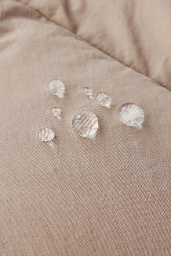 СТЕГАНЫЙ ПУХОВИК С КАПЮШОНОМ WATER REPELLENT