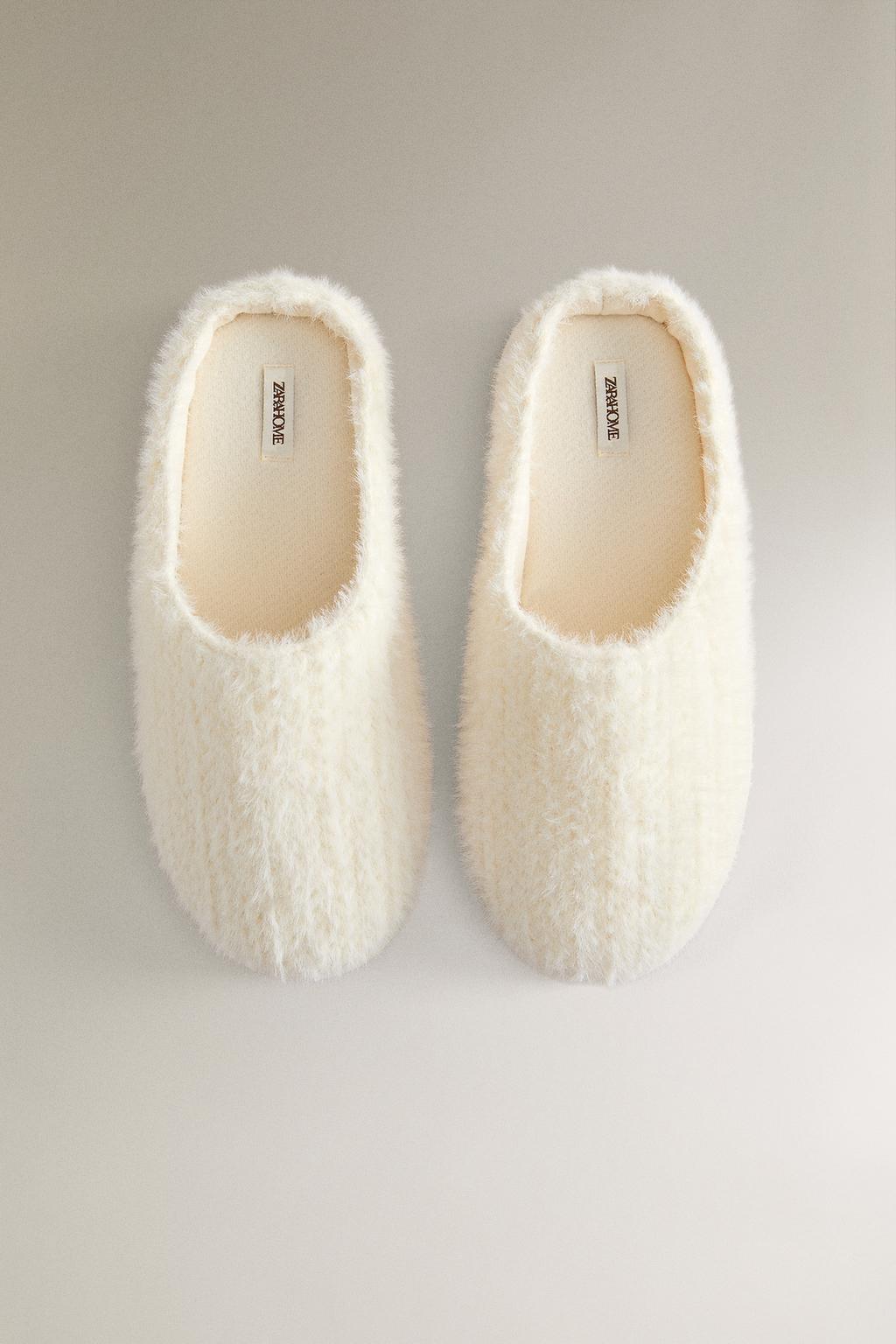 Тапочки из искусственного меха с оплетенным узором