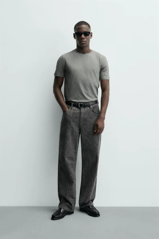 БАЗОВАЯ ФУТБОЛКА SLIM FIT