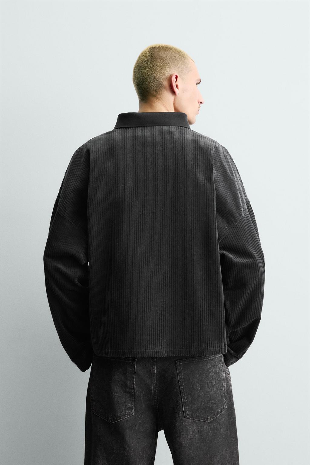 УКОРОЧЕННОЕ ПОЛО ИЗ ВЕЛЬВЕТА С ВЫШИВКОЙ