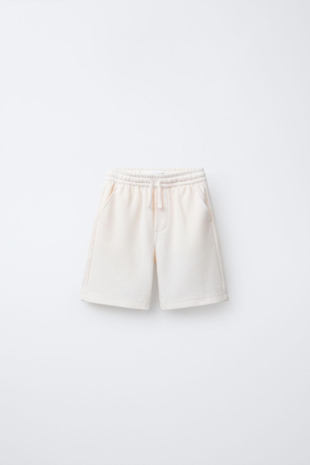 ШОРТЫ-БЕРМУДЫ ИЗ МАХРОВОЙ ТКАНИ