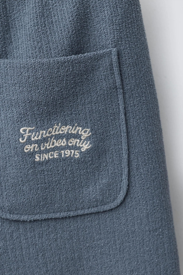 ШОРТЫ-БЕРМУДЫ ИЗ МАХРОВОЙ ТКАНИ