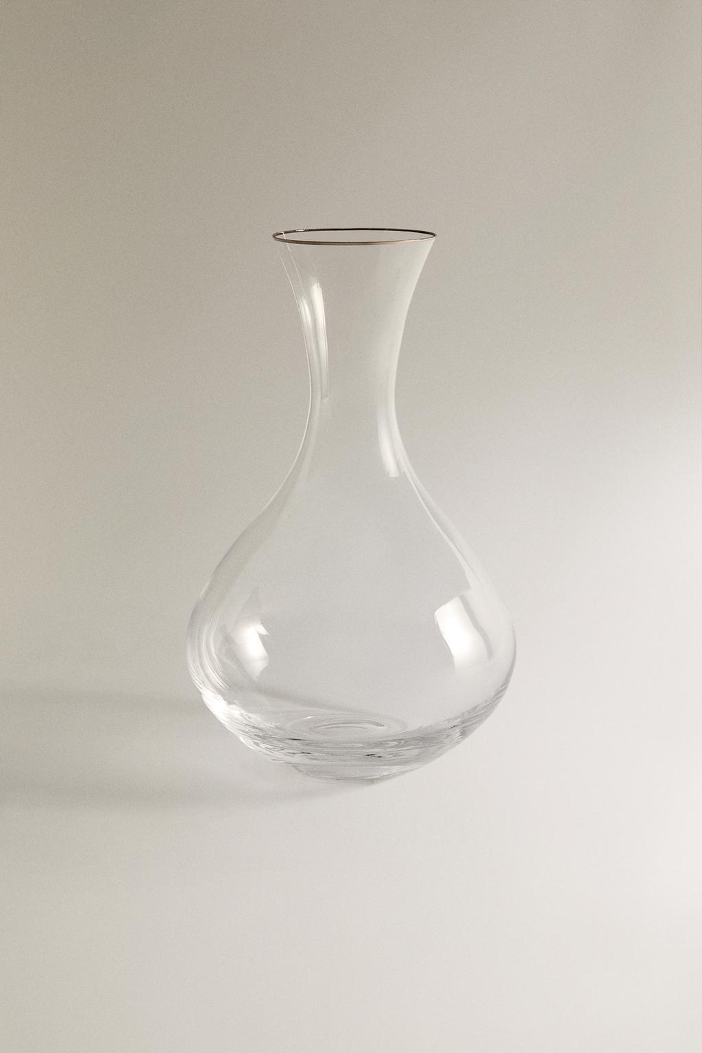 Стеклянная бутылка с кристаллическим золотым краем