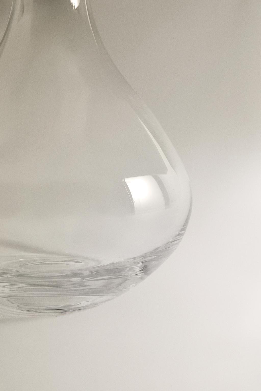 Стеклянная бутылка с кристаллическим золотым краем