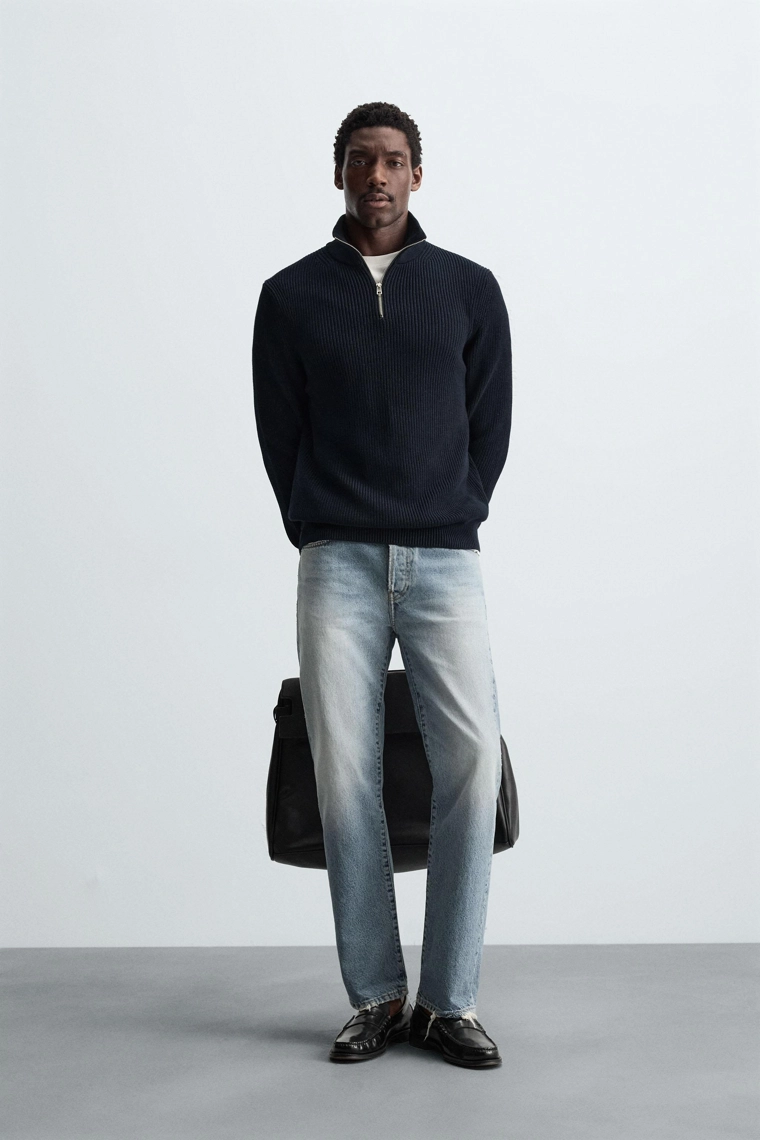 ДЖЕМПЕР ИЗ ЖЕМЧУЖНОГО ТРИКОТАЖА С МОЛНИЕЙ