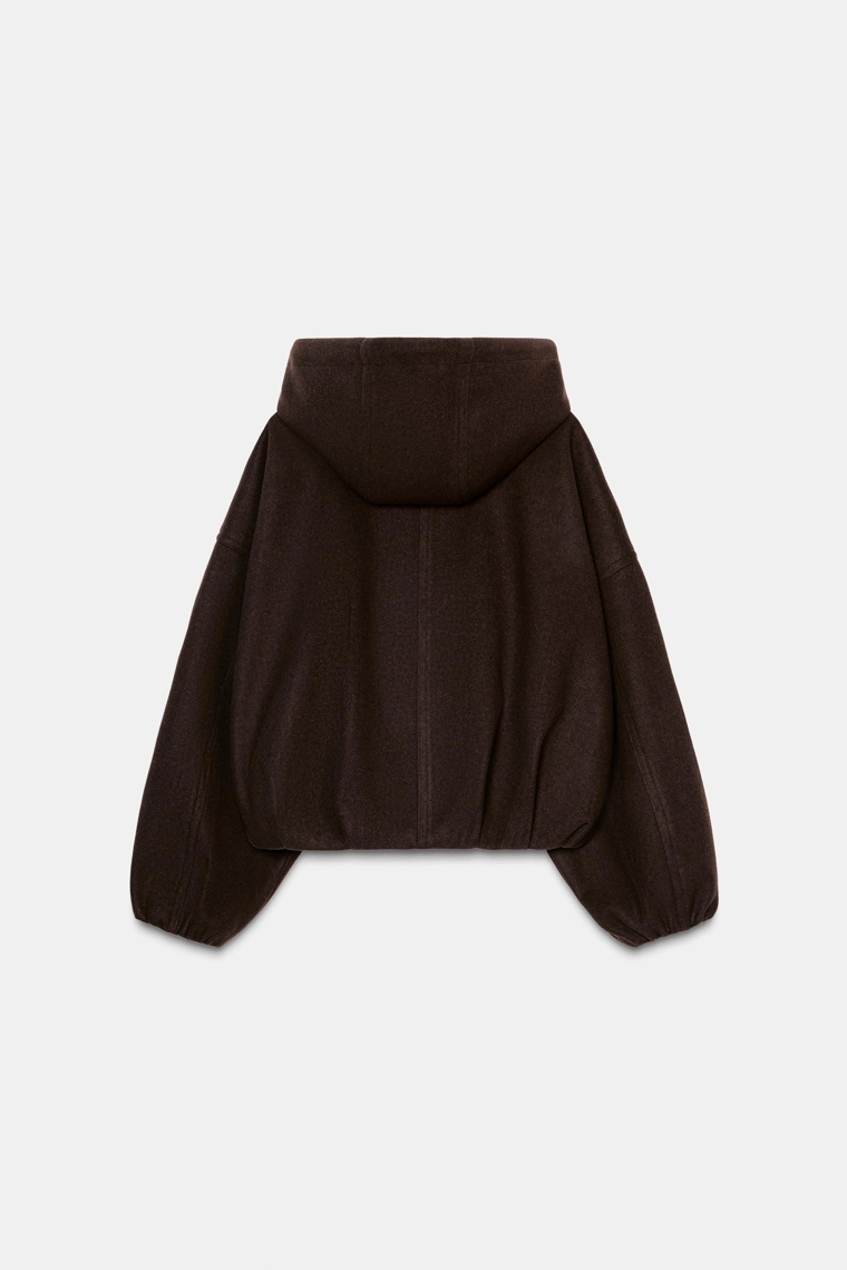 БОМБЕР ОВЕРСАЙЗ С КАПЮШОНОМ ИЗ МЯГКОЙ ТКАНИ