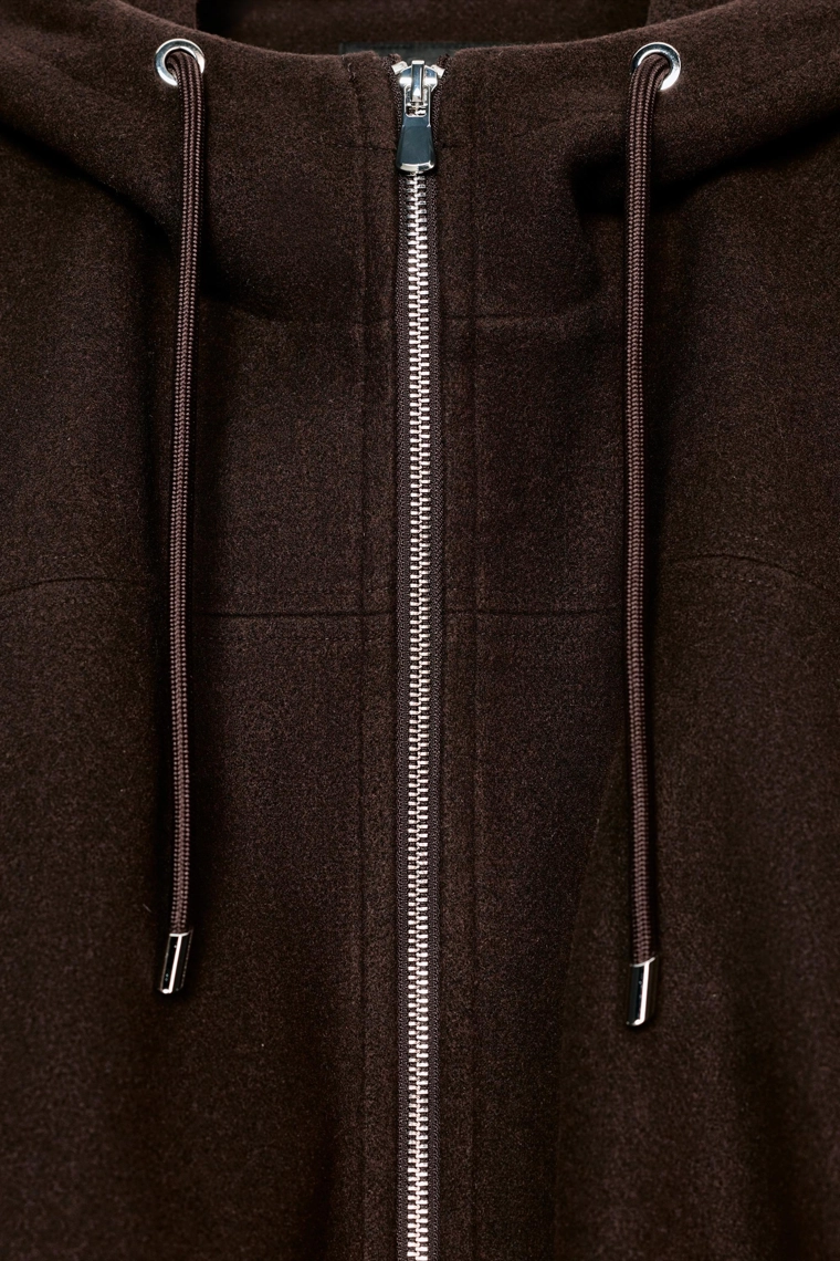 БОМБЕР ОВЕРСАЙЗ С КАПЮШОНОМ ИЗ МЯГКОЙ ТКАНИ