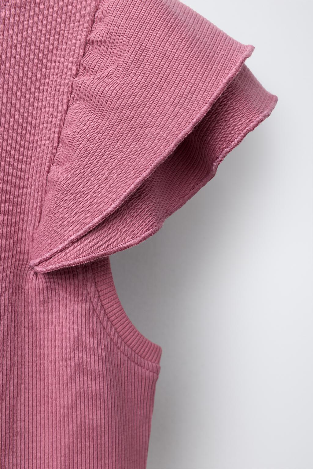 ФУТБОЛКА В РУБЧИК С ВОЛАНАМИ