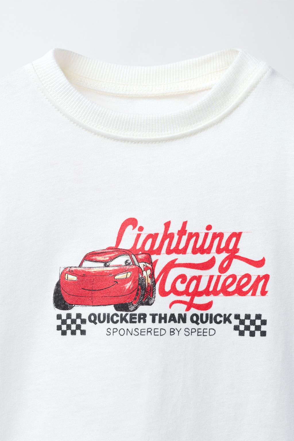 ФУТБОЛКА С ПРИНТОМ ТАЧКИ МОЛНИЯ МАККУИН © DISNEY