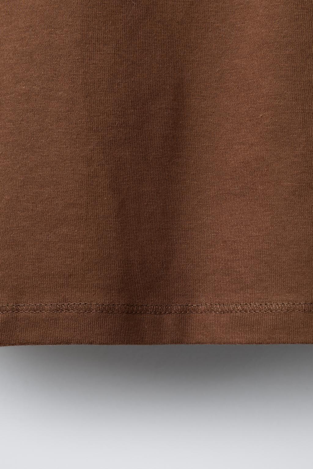 ФУТБОЛКА С РУКАВАМИ РЕГЛАН И НАДПИСЬЮ