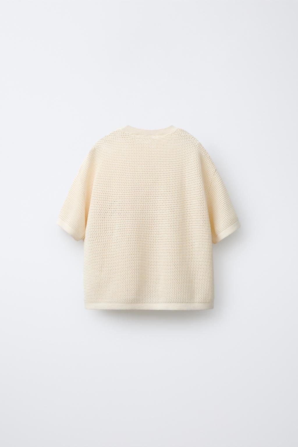 ТРИКОТАЖНАЯ ФУТБОЛКА С ВЫШИВКОЙ И КАРМАНОМ