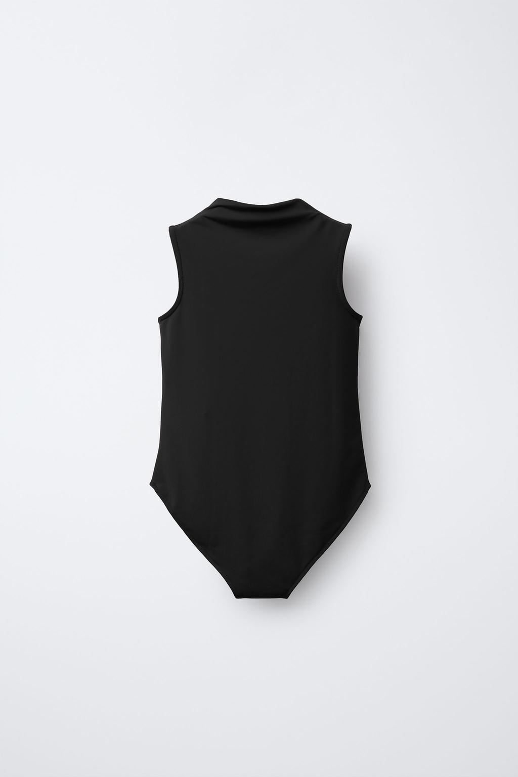 БОДИ С ВОРОТНИКОМ-СТОЙКОЙ