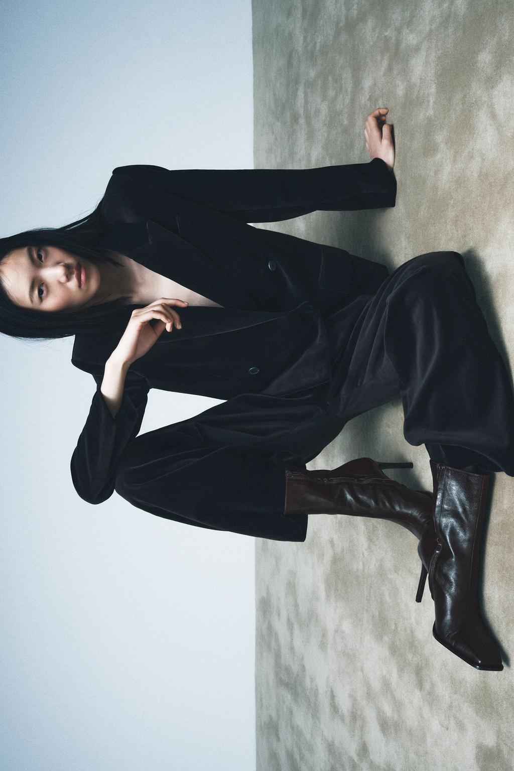 КОЖАНЫЕ БОТИЛЬОНЫ С КВАДРАТНЫМ НОСОМ LIMITED EDITION