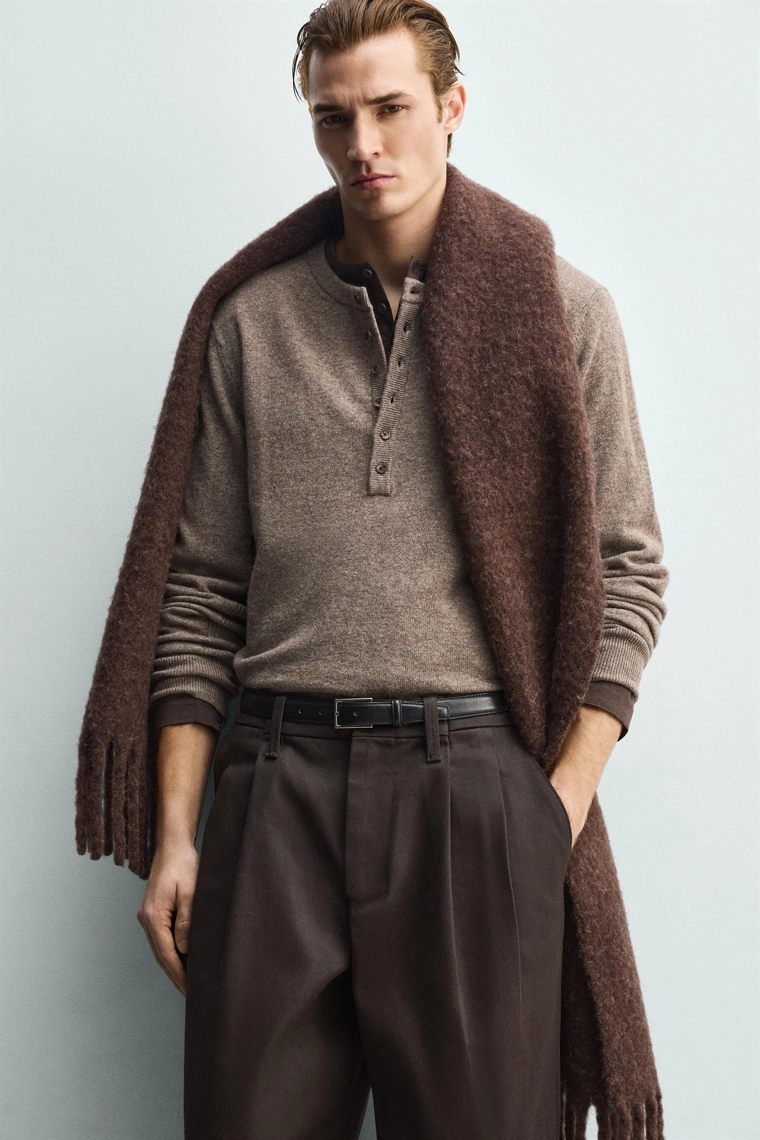 СВИТЕР ИЗ СМЕСОВОЙ ШЕРСТИ С ВОРОТНИКОМ НА ПУГОВИЦАХ