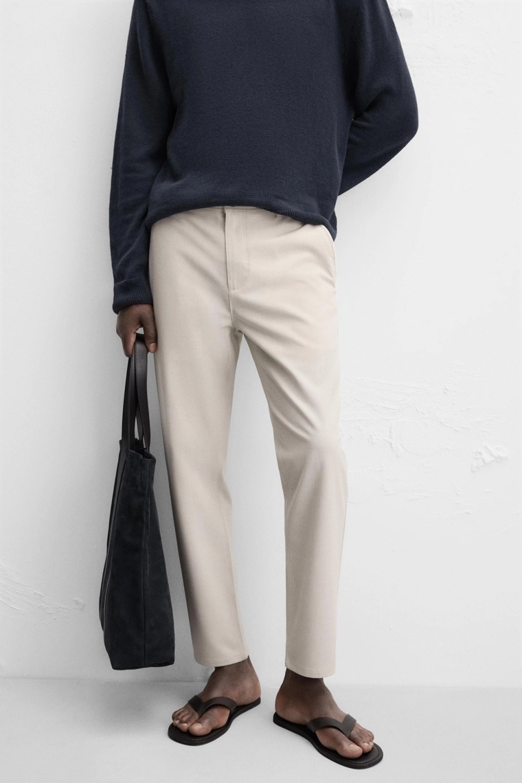 БРЮКИ КОМФОРТНОЙ ПОСАДКИ ИЗ РЕЛЬЕФНОЙ ТКАНИ