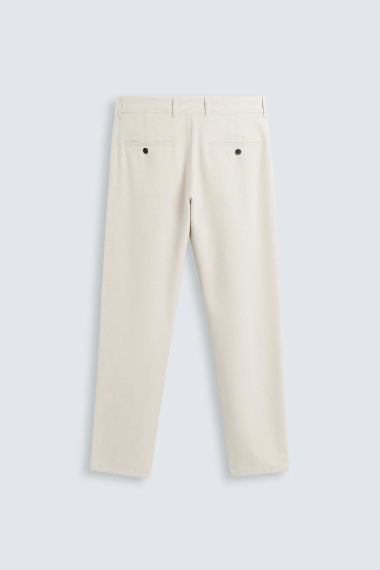 БРЮКИ КОМФОРТНОЙ ПОСАДКИ ИЗ РЕЛЬЕФНОЙ ТКАНИ