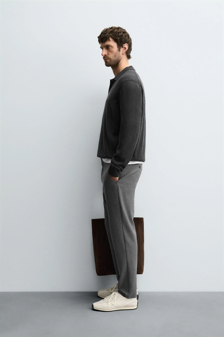 БРЮКИ КОМФОРТНОЙ ПОСАДКИ ИЗ РЕЛЬЕФНОЙ ТКАНИ