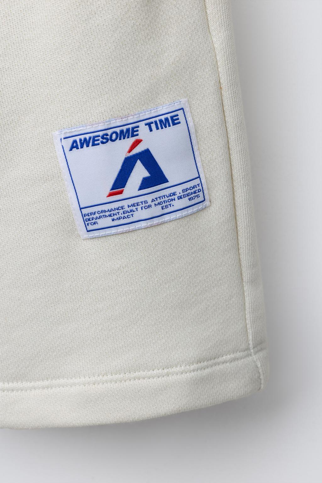 ШОРТЫ-ДЖОГГЕРЫ С НАШИВКАМИ