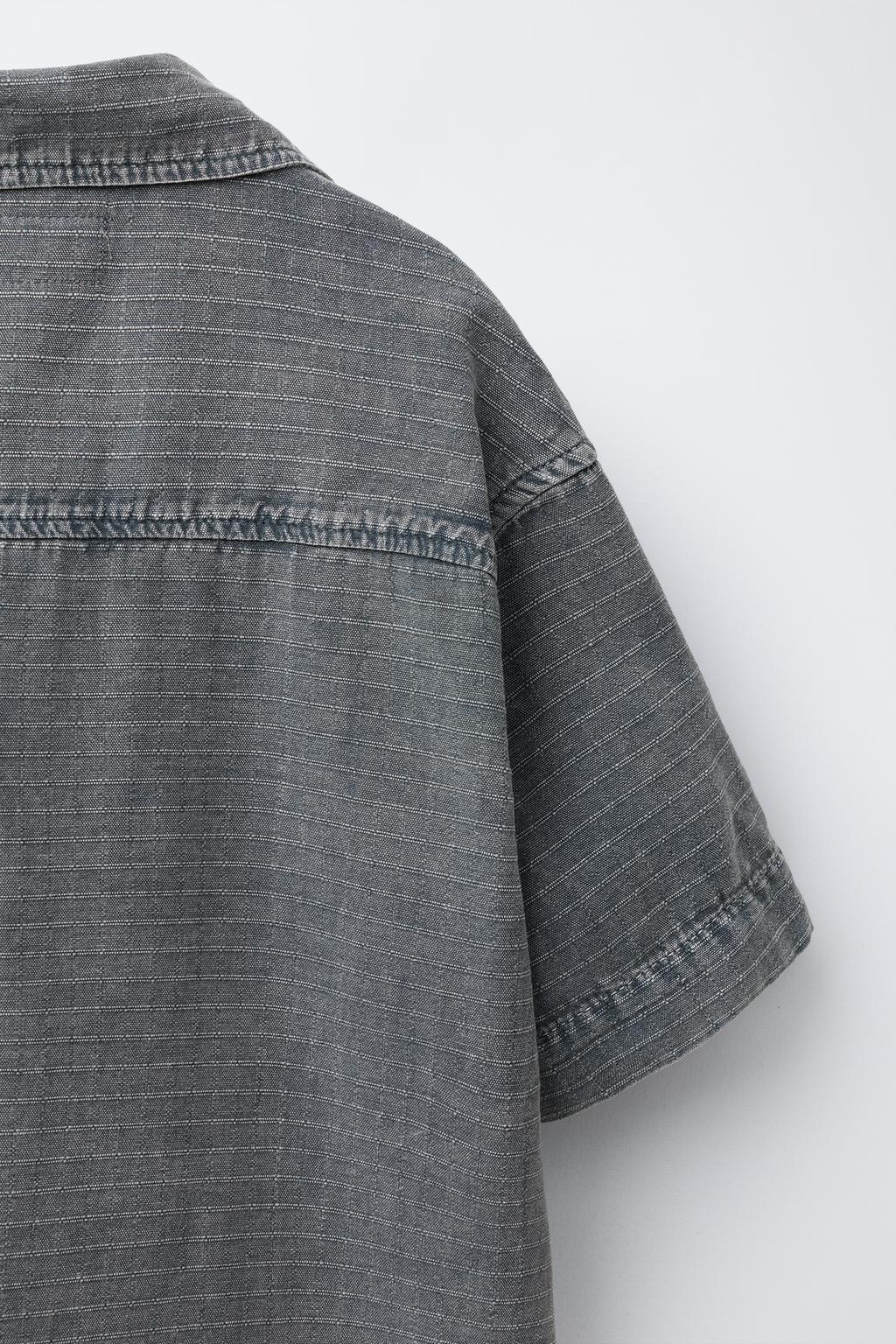 РУБАШКА СТРУКТУРНОЙ ТКАНИ С ЭФФЕКТОМ ПОТЕРТОСТИ