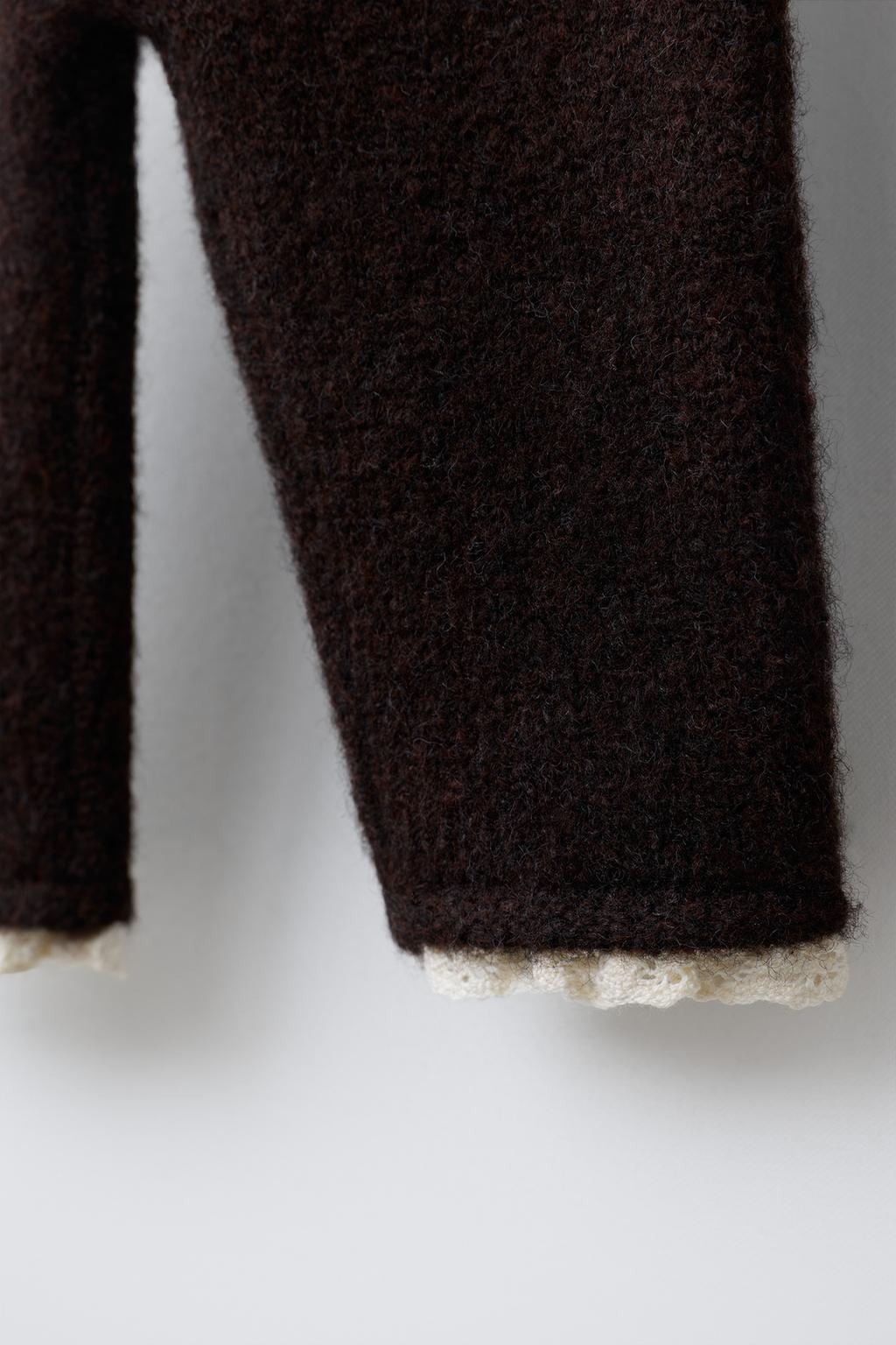 ТРИКОТАЖНЫЕ ЛЕГИНСЫ С КРУЖЕВОМ