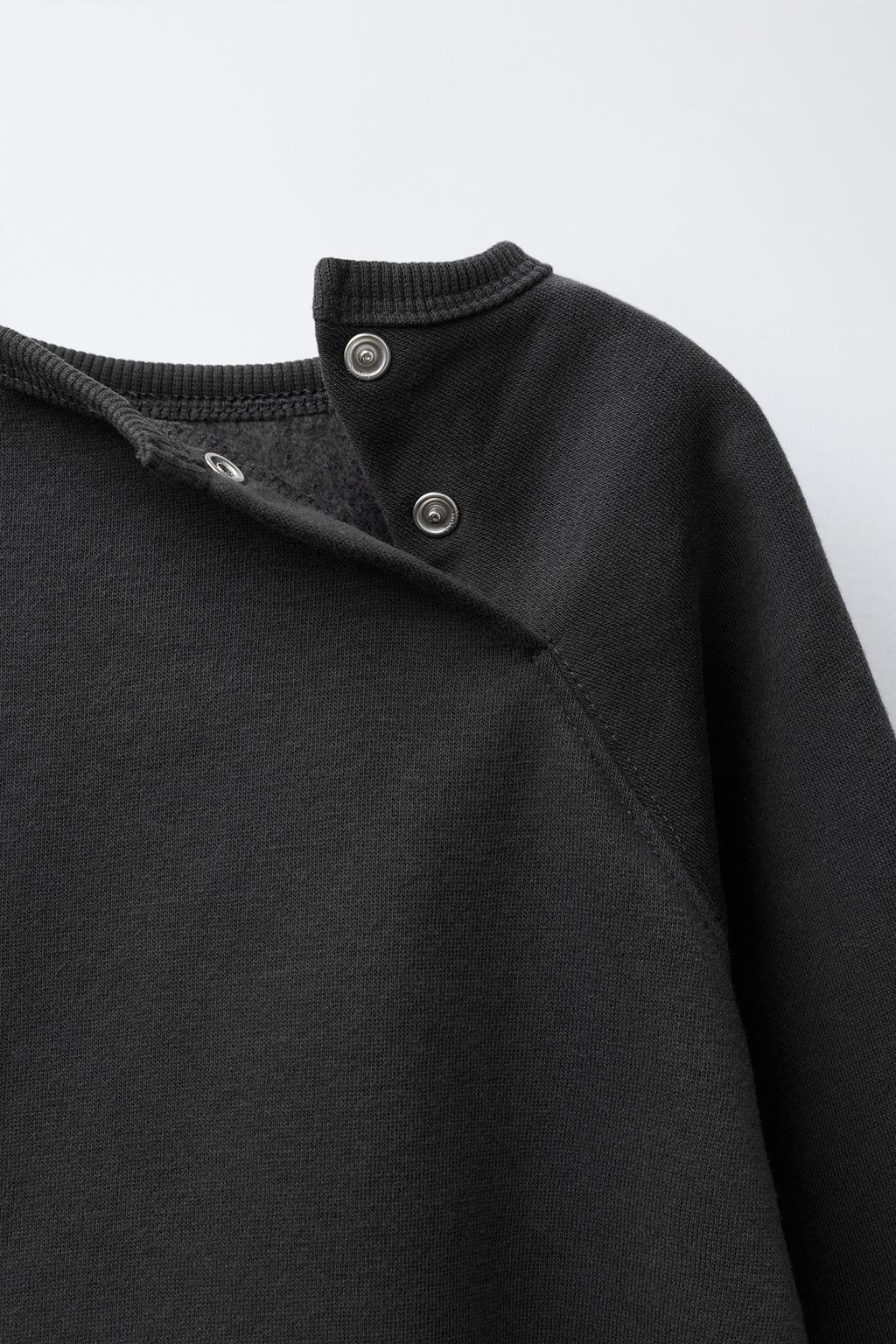 КОМПЛЕКТ ИЗ ТОЛСТОВКИ И ОДНОТОННЫХ ЛЕГИНСОВ