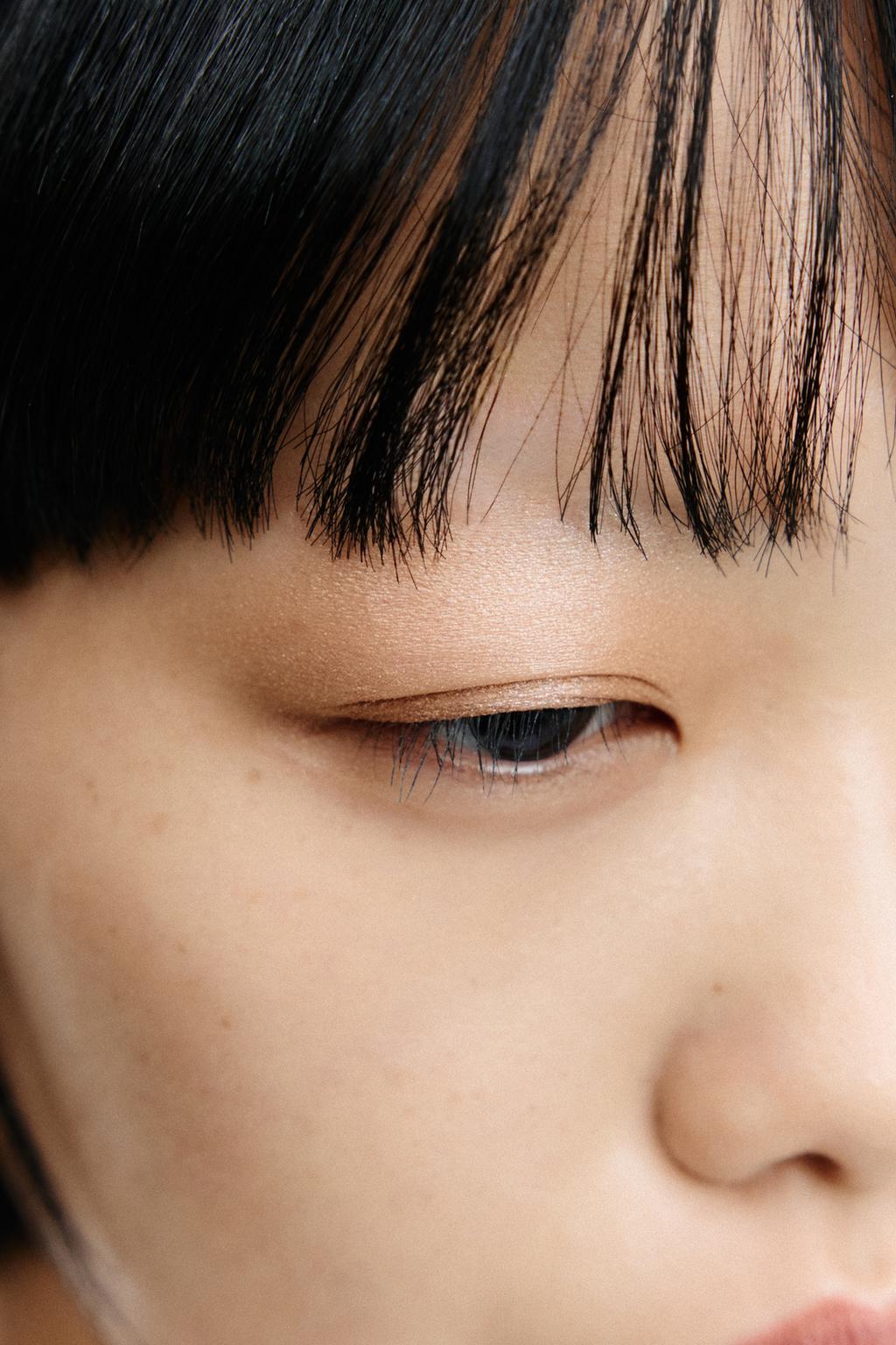 Тени для век в стике ludovic de saint sernin x zara