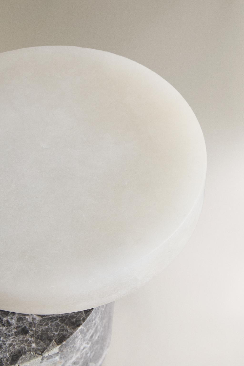 Настольная лампа из алебастра и мрамора