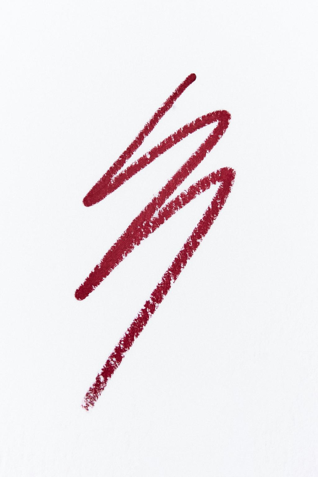 Карандаш для губ