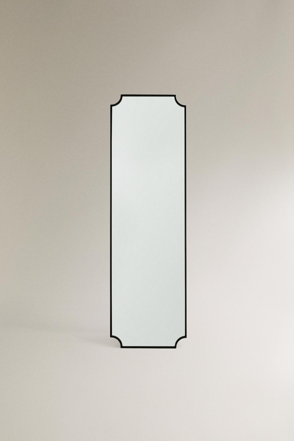 Зеркало из черного металла