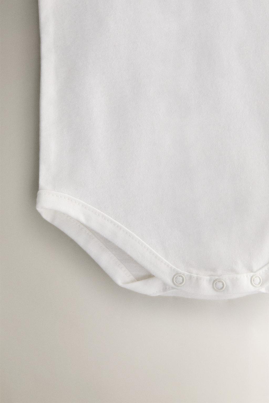 Короткий комбинезон для младенцев с вышитым слоном