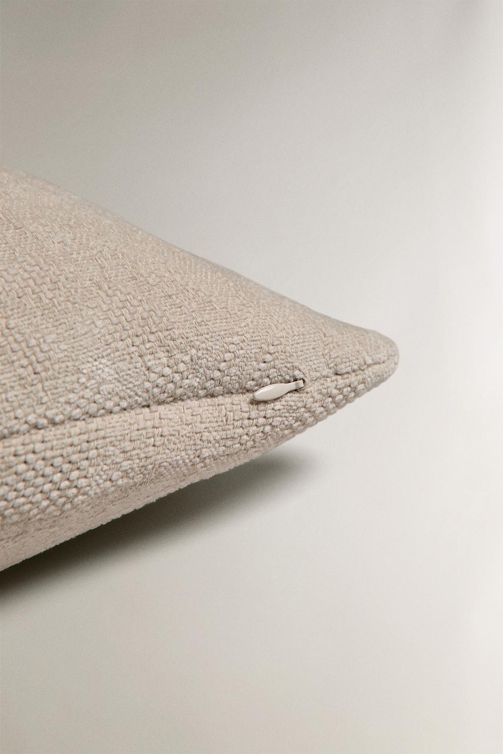 Чехол подушки из шенильи