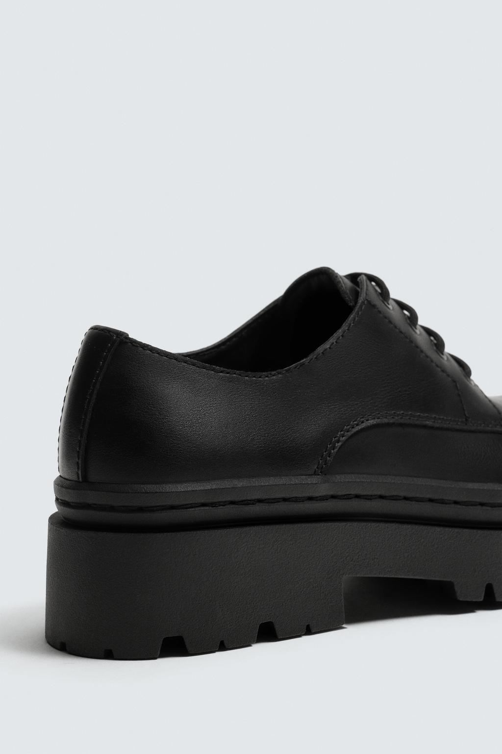 ТУФЛИ НА ОБЪЕМНОЙ ПОДОШВЕ