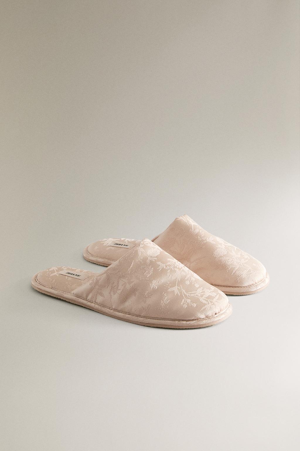 Туфли-мюли с жаккардовым узором